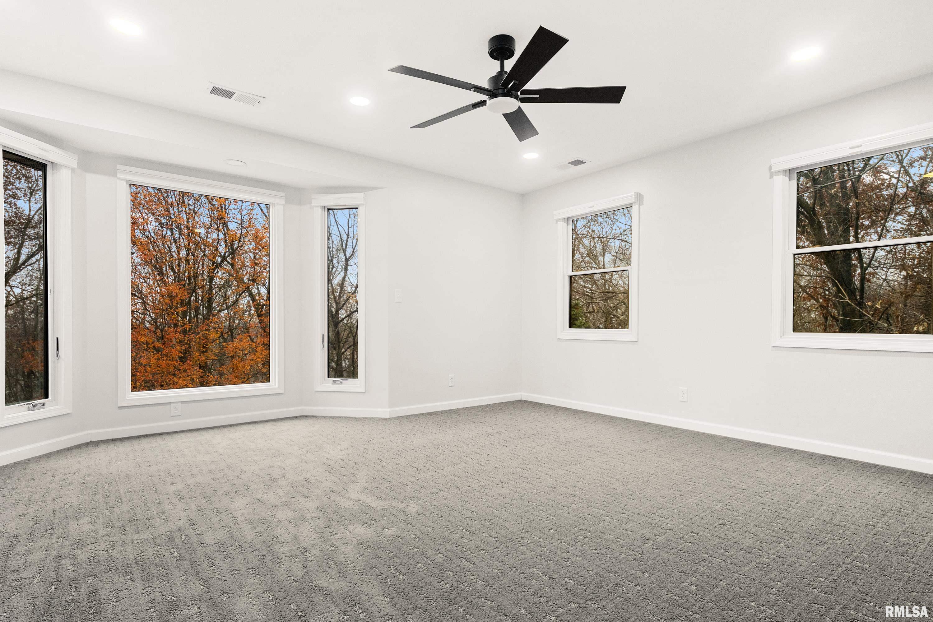 2211 Sheridan Road Pekin, IL 61554 - Photo 46 of 62