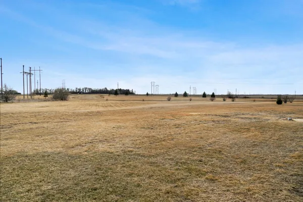 $359,900 | 220 Lylac Circle, Forman, ND 58032
