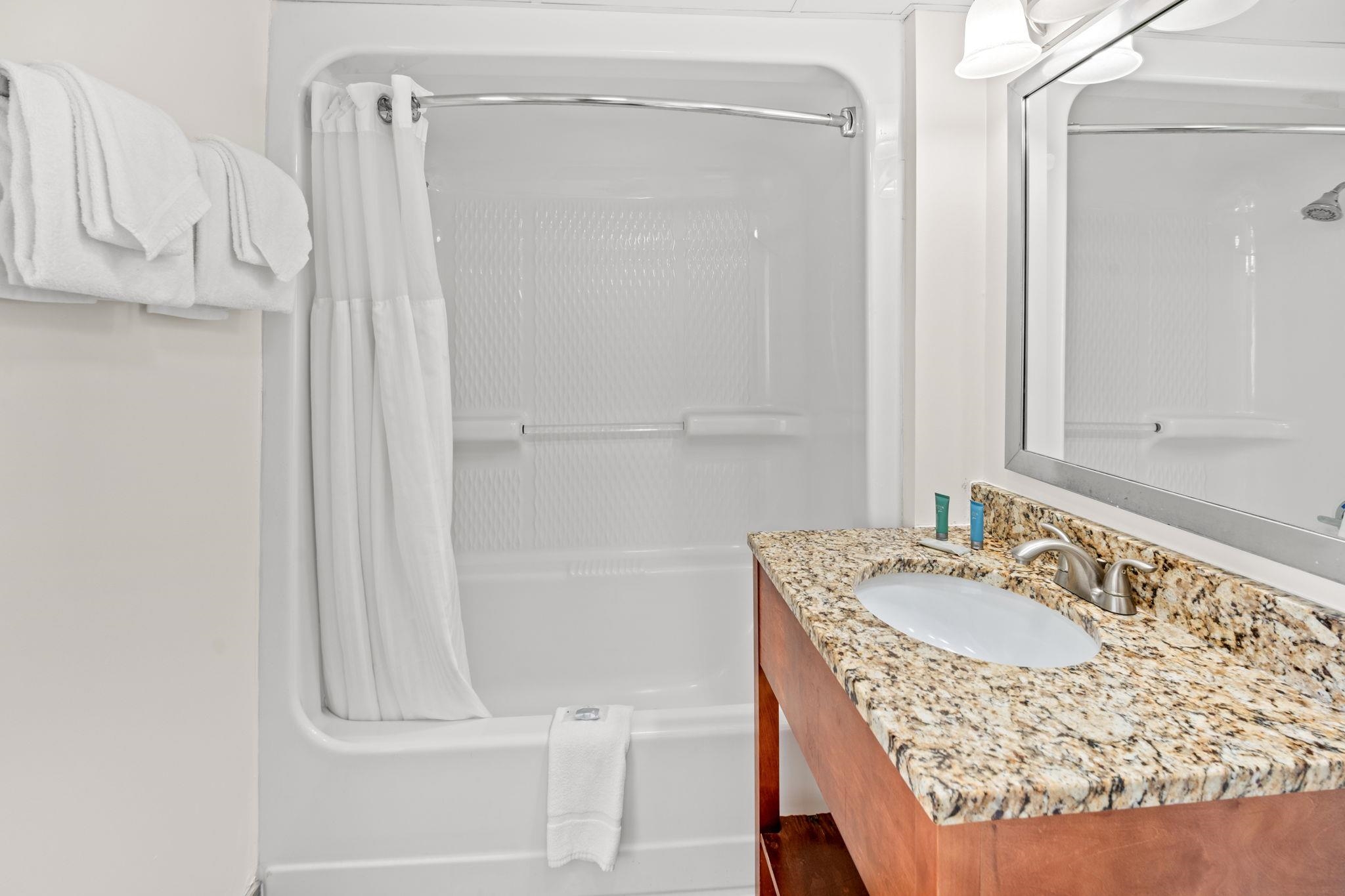 2000 North Ocean Boulevard, Unit 401 Myrtle Beach, SC 29577 - Photo 14 of 47
