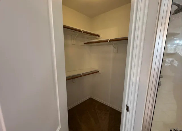 $1,700 | 303 Kenneth Street, Chandler, TX 75758