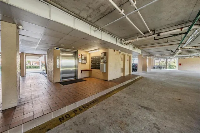 $230,000 | 2700 Bayshore Boulevard, Unit 9402, Dunedin, FL 34698