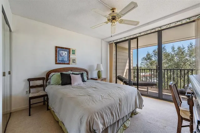 $230,000 | 2700 Bayshore Boulevard, Unit 9402, Dunedin, FL 34698