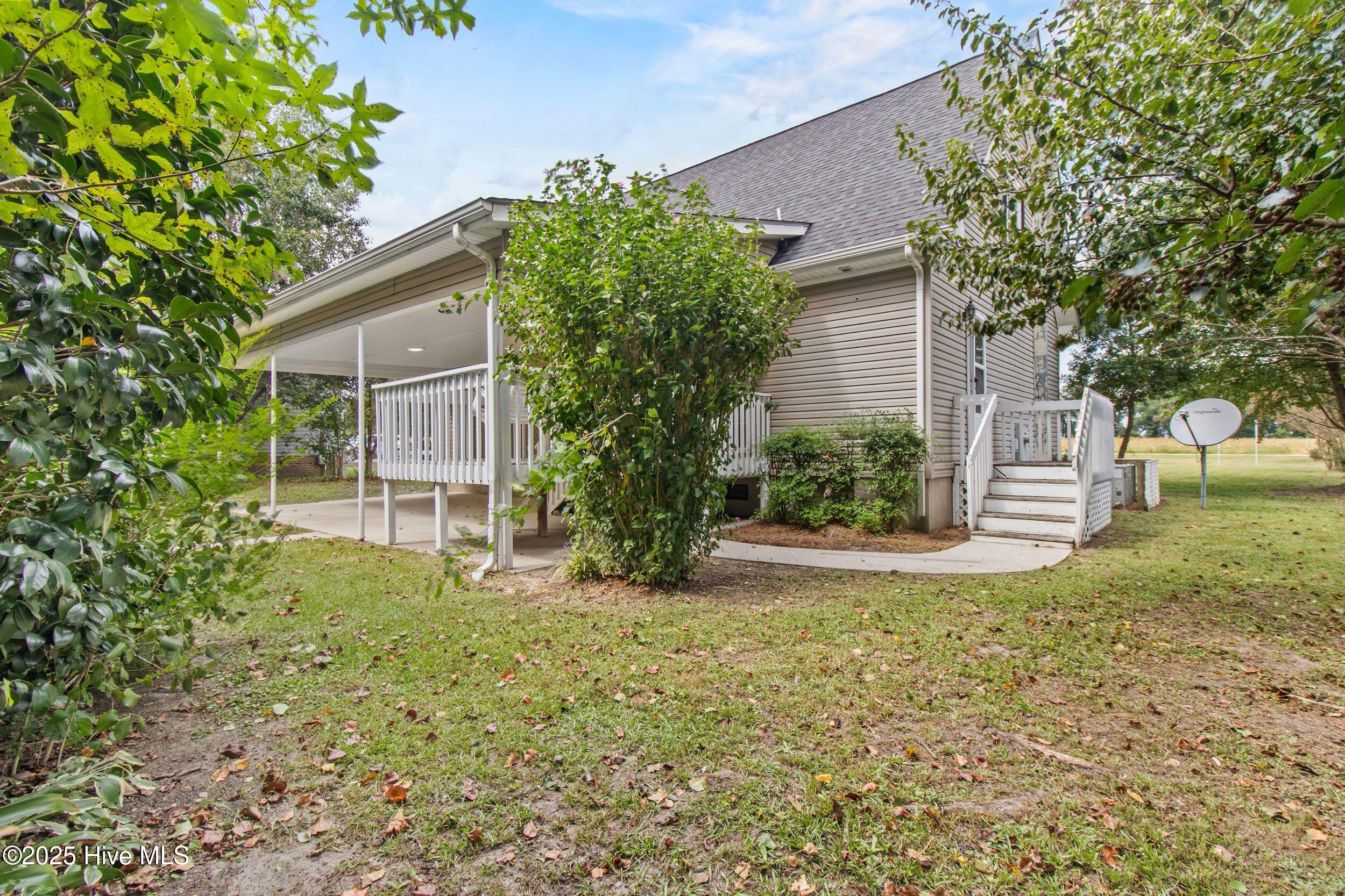 5301 Barber Road Seven Springs, NC 28578 - Photo 37 of 59 42_back exterior