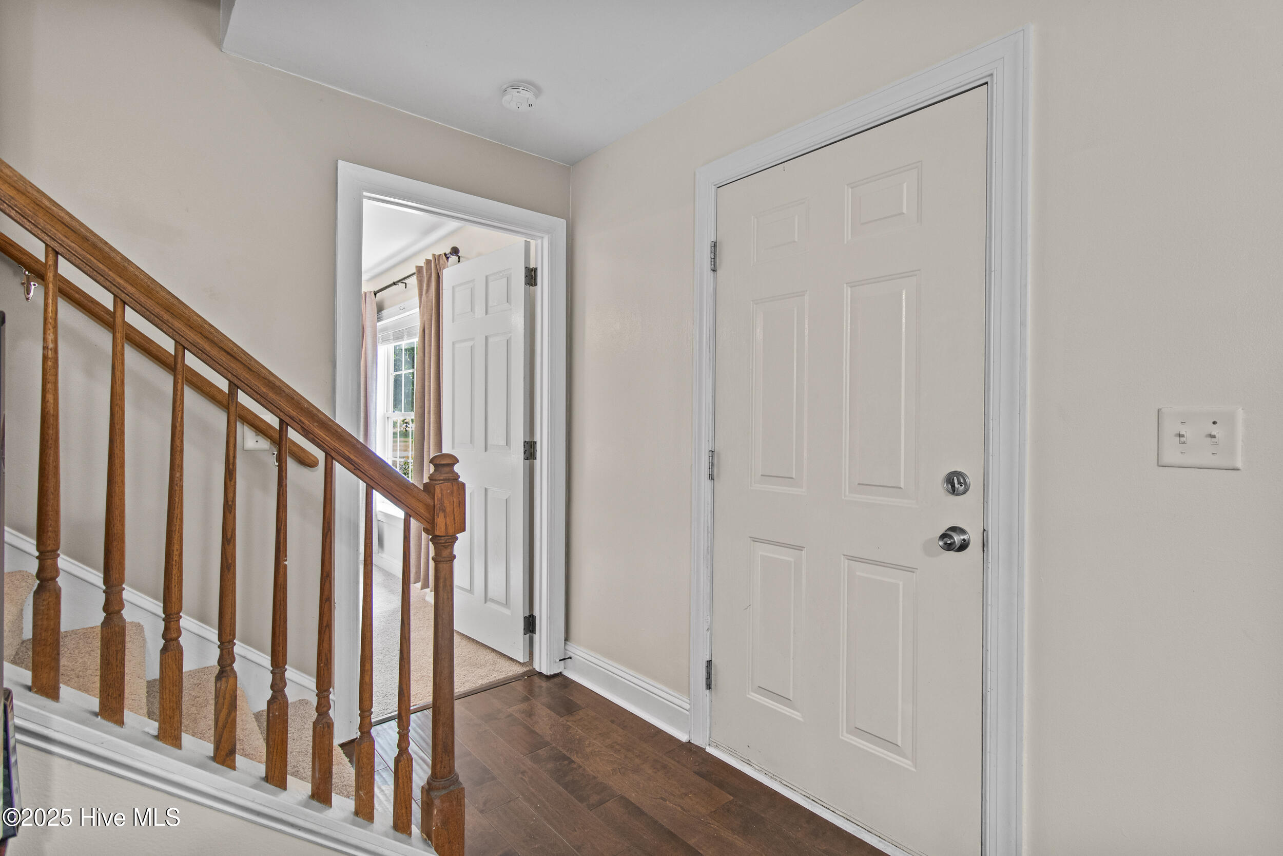 5301 Barber Road Seven Springs, NC 28578 - Photo 5 of 59 11_entryway