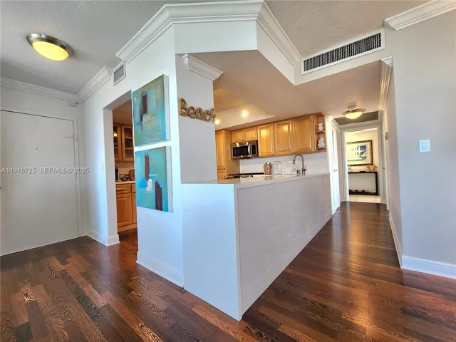 $5,000 | 2030 South Ocean Drive, Unit 1107, Hallandale Beach, FL 33009