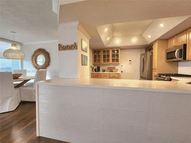 $5,000 | 2030 South Ocean Drive, Unit 1107, Hallandale Beach, FL 33009