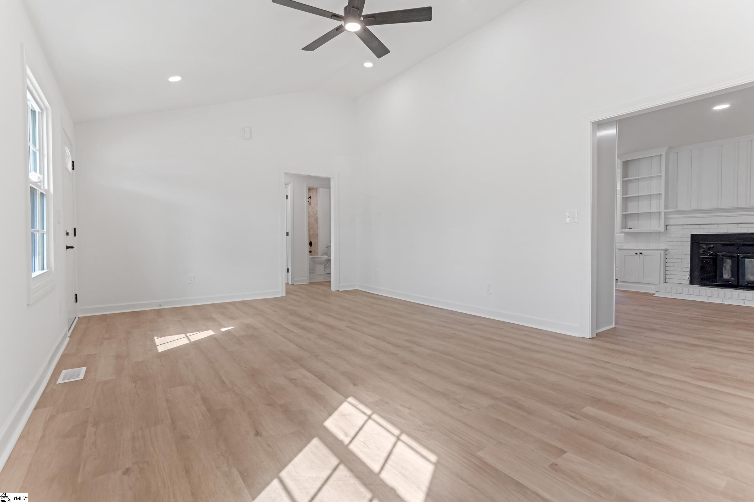 102 Artillery Road Taylors, SC 29687 - Photo 22 of 45