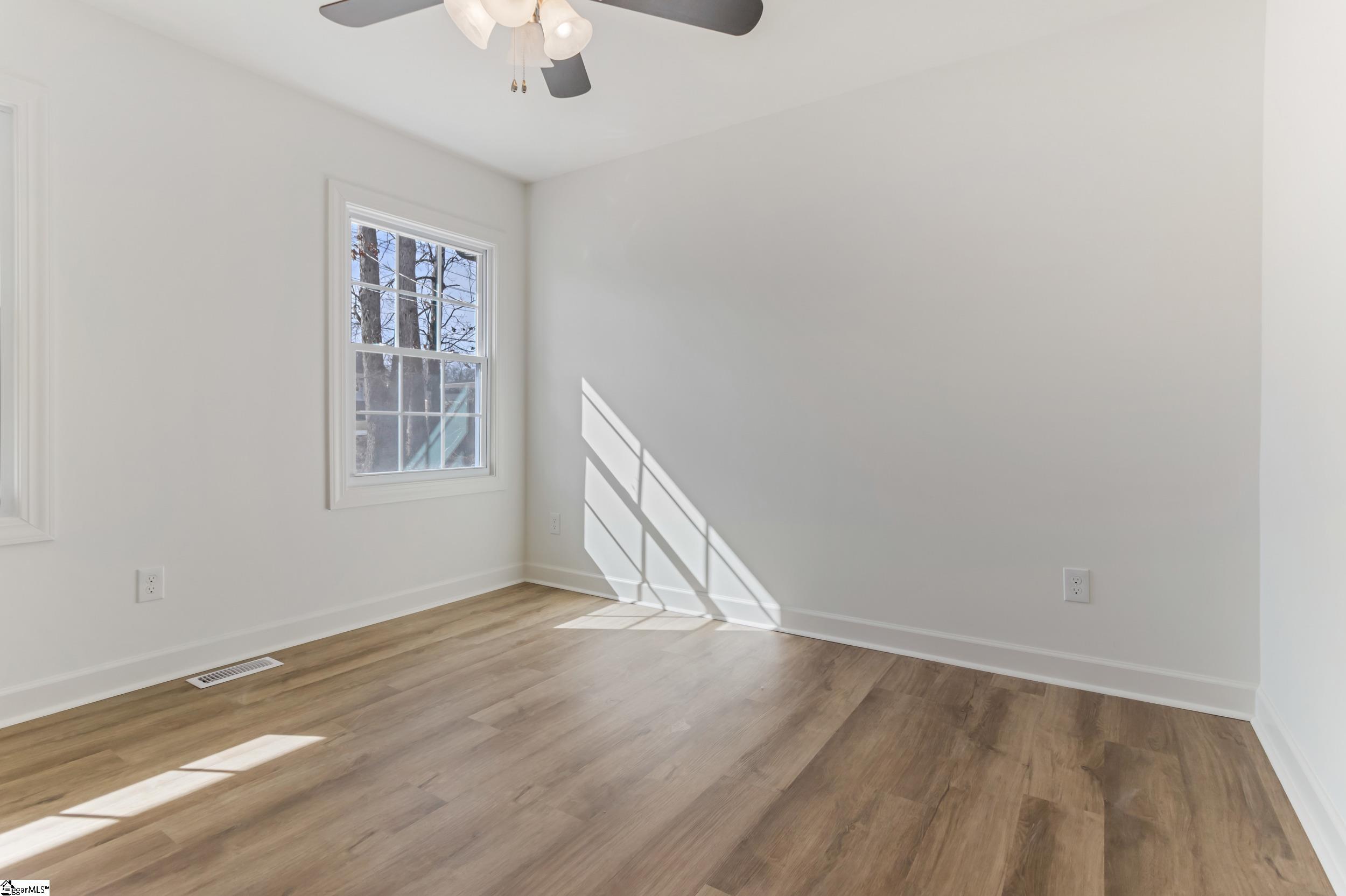 102 Artillery Road Taylors, SC 29687 - Photo 25 of 45