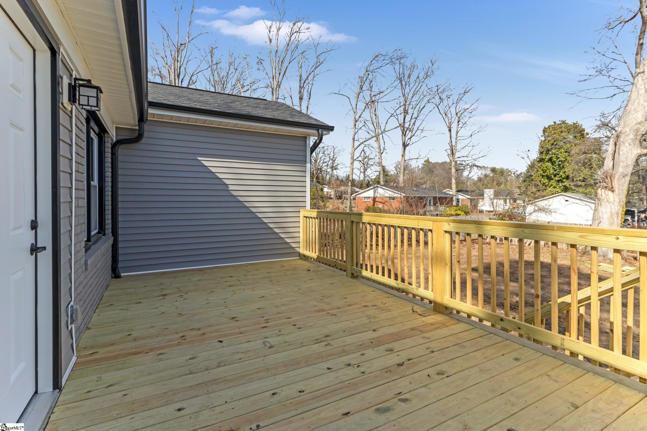 102 Artillery Road Taylors, SC 29687 - Photo 28 of 45