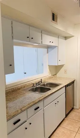 $209,000 | 6718 Silvermine Drive, Unit 302, Austin, TX 78736