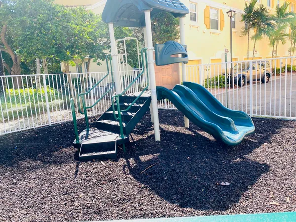 $3,200 | 1365 Vía De Pepi, Boynton Beach, FL 33426