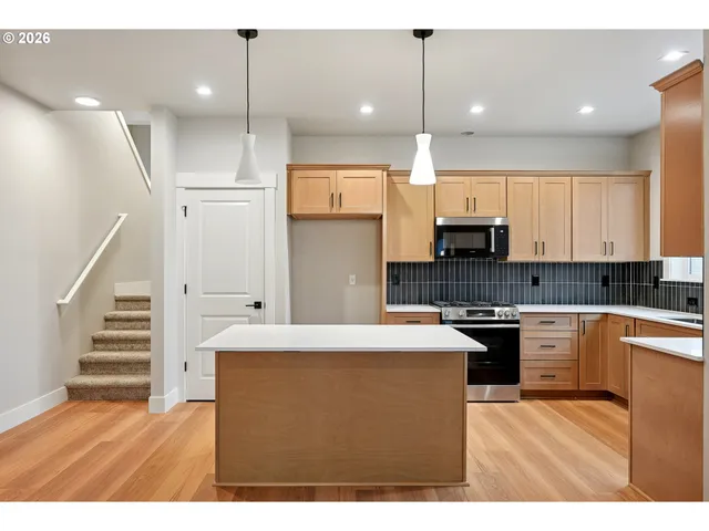 $869,000 | 8819 Southwest 176th Avenue, Beaverton, OR 97007