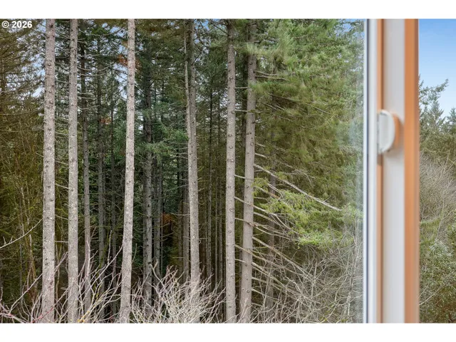 $869,000 | 8819 Southwest 176th Avenue, Beaverton, OR 97007