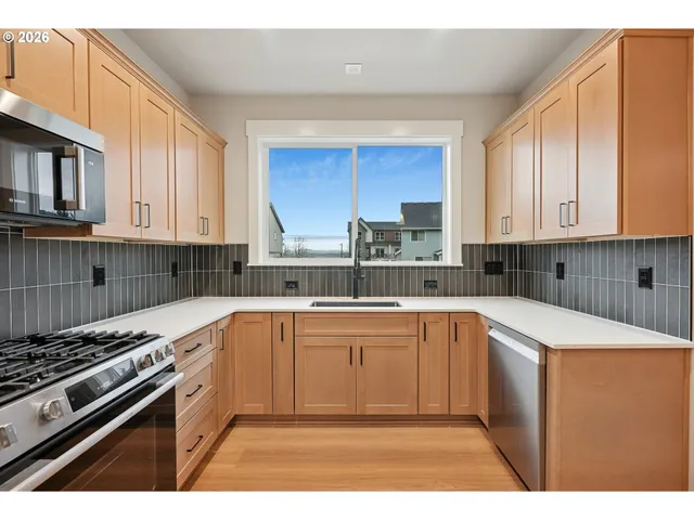 $869,000 | 8819 Southwest 176th Avenue, Beaverton, OR 97007