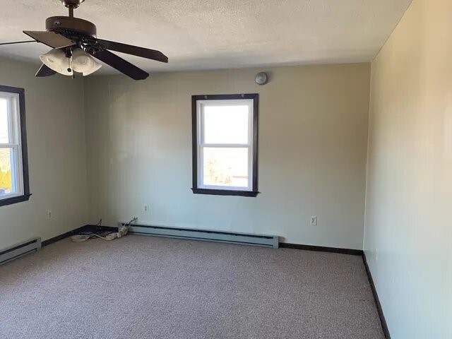72 Oak Street Westerly, RI 02891 - Photo 11 of 37 Gallery Image 11