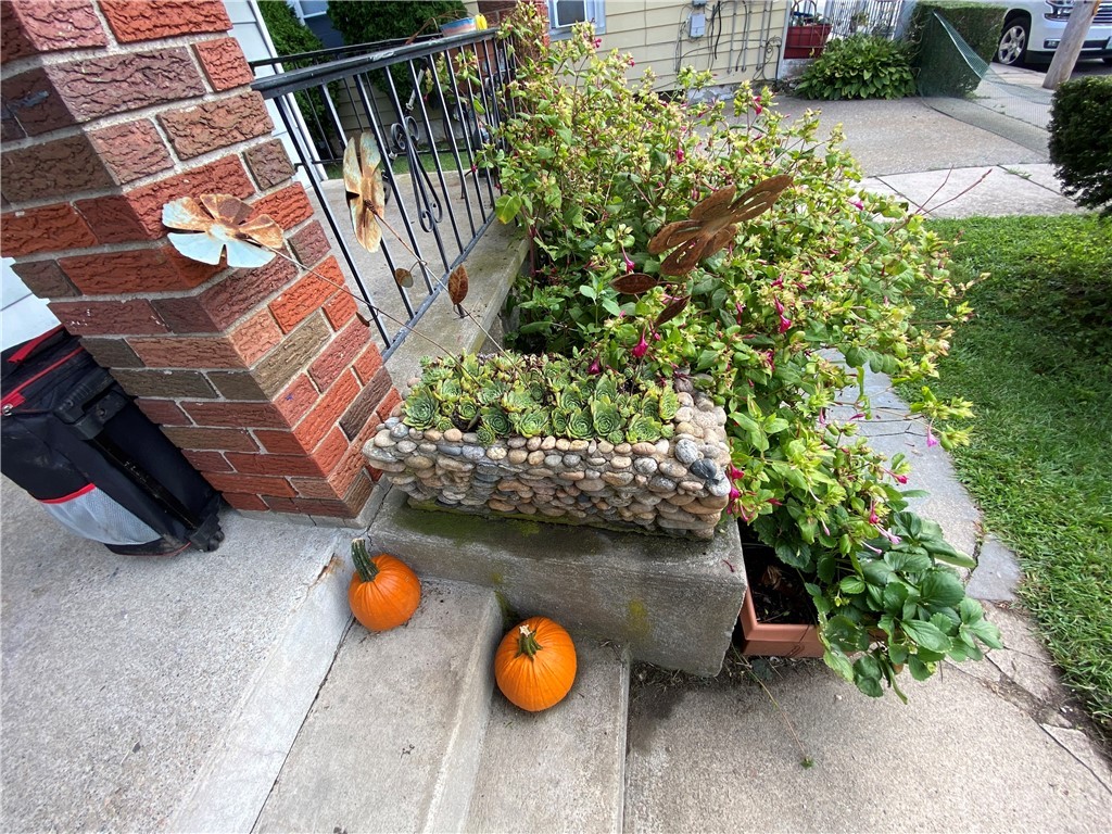 72 Oak Street Westerly, RI 02891 - Photo 20 of 37 Apt. A