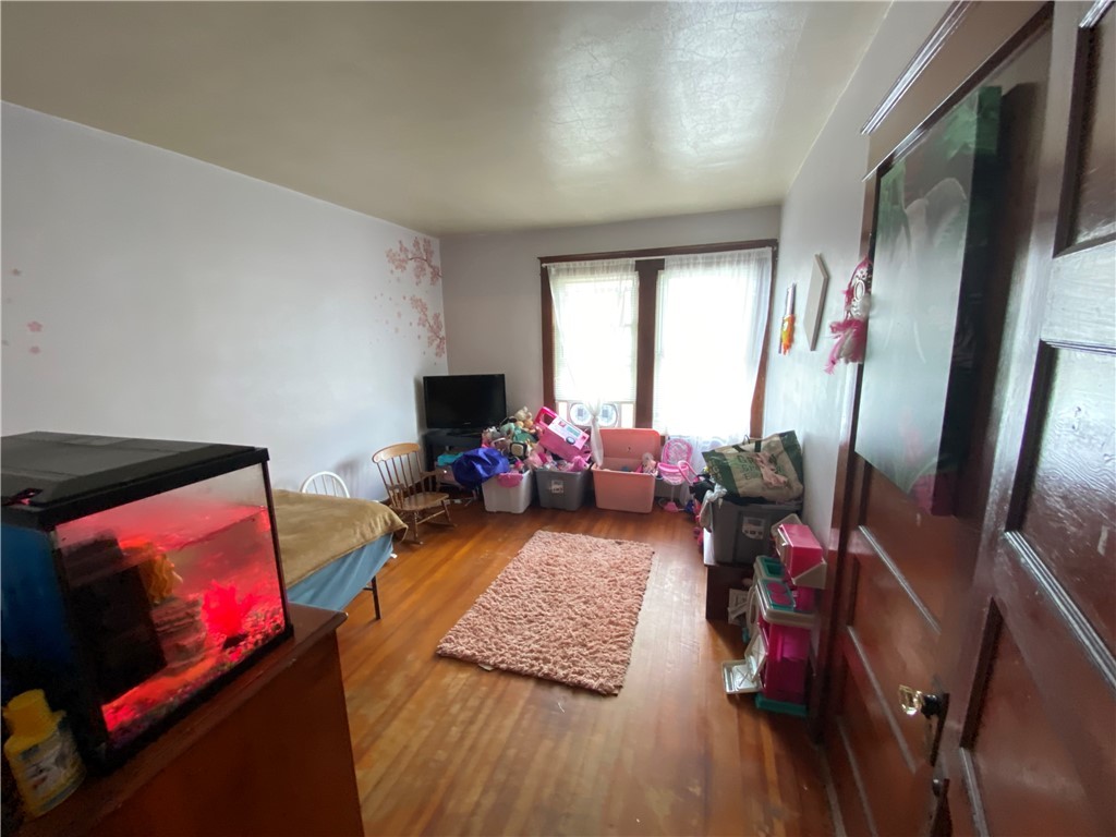 72 Oak Street Westerly, RI 02891 - Photo 21 of 37 Apt. A