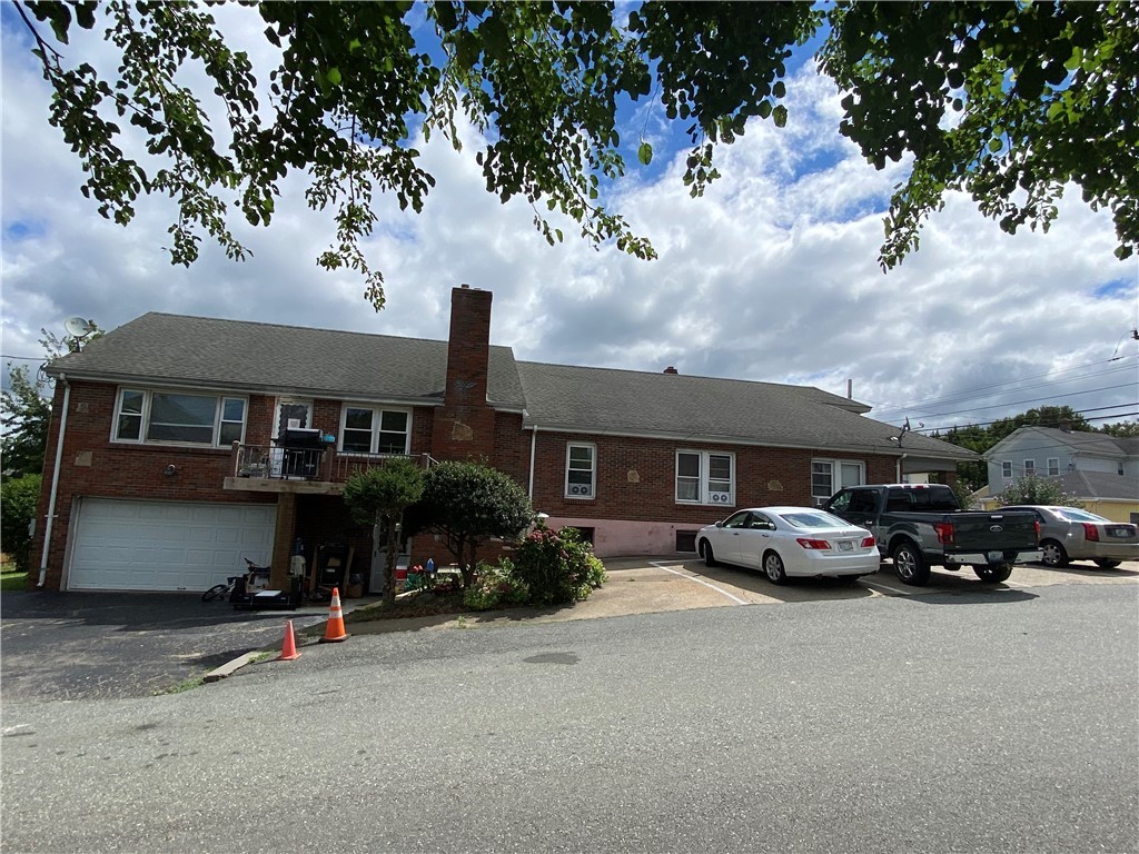72 Oak Street Westerly, RI 02891 - Photo 35 of 37 Apt. B