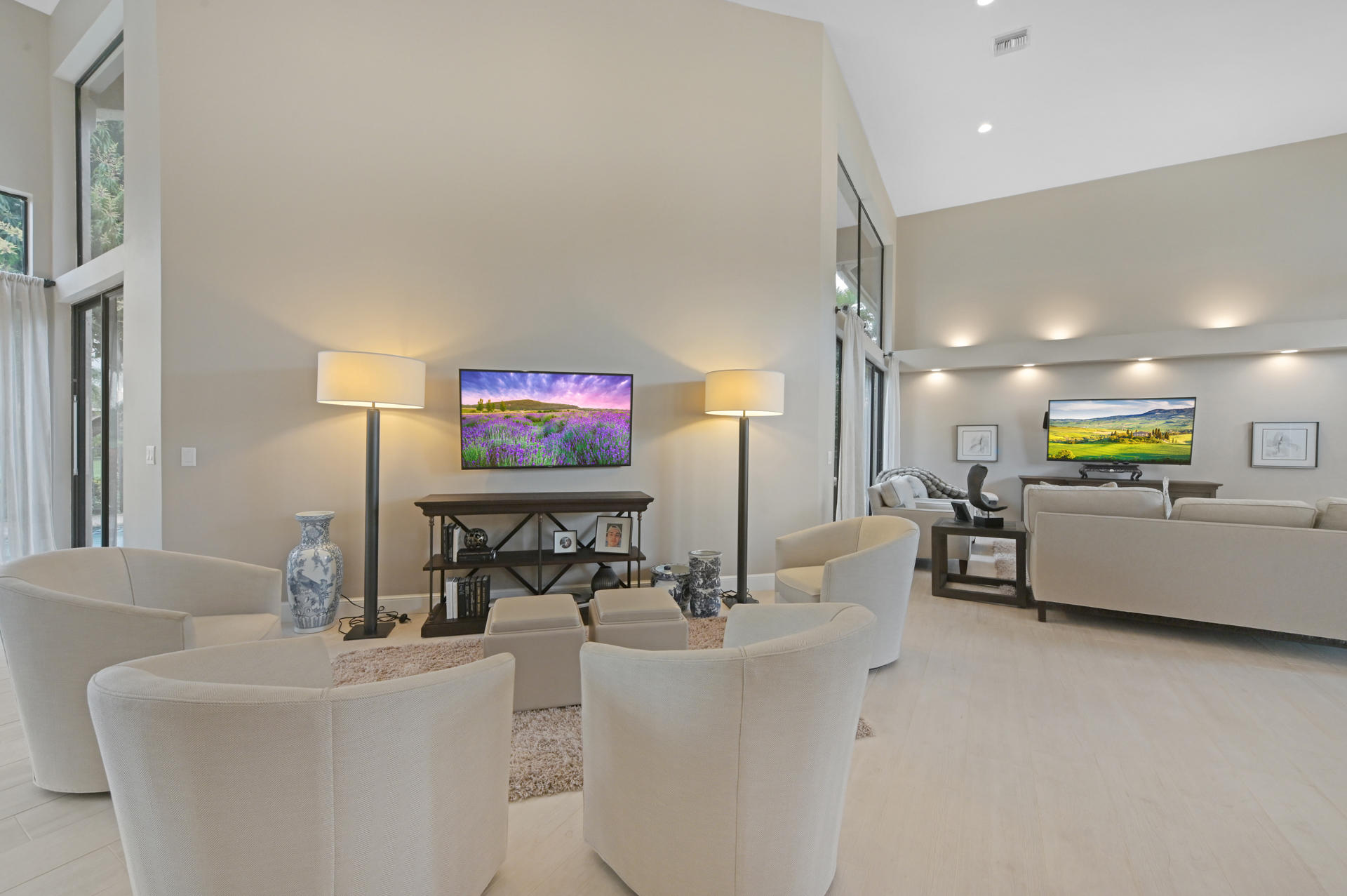 17870 Litten Drive Boca Raton, FL 33498 - Photo 4 of 36 living 01