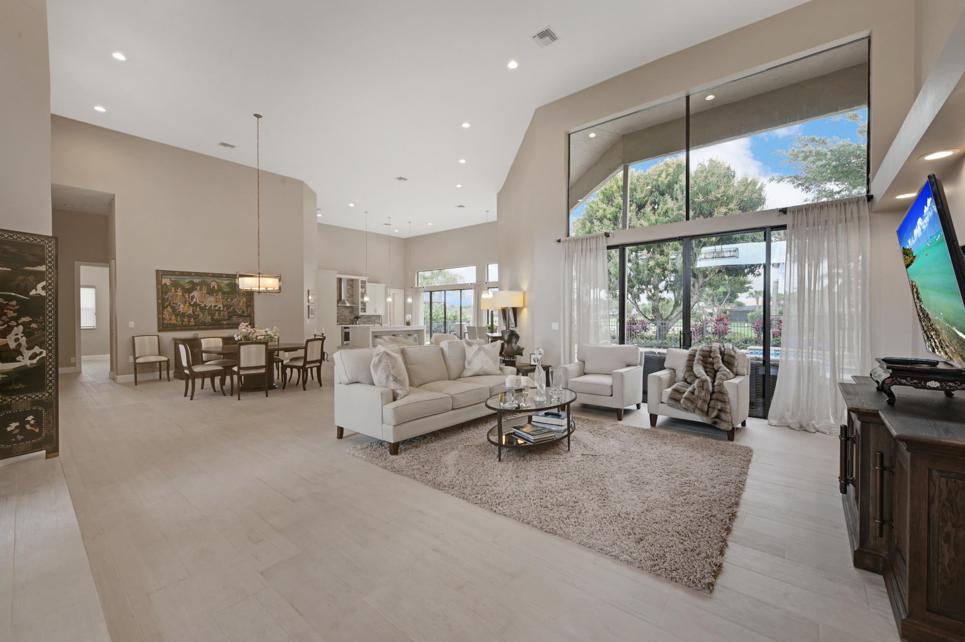 17870 Litten Drive Boca Raton, FL 33498 - Photo 7 of 36 living 04