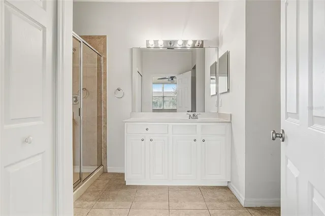 $2,200 | 7928 Limestone Lane, Unit 19105, Sarasota, FL 34233