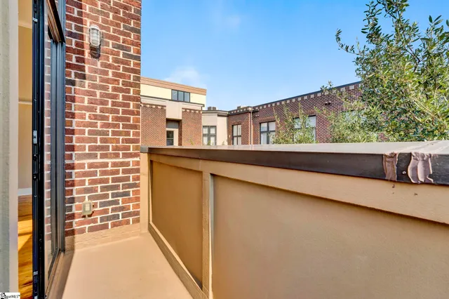 $1,850 | 224 South Laurens Street, Unit 410, Greenville, SC 29601