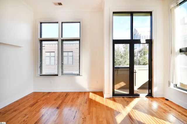 $1,850 | 224 South Laurens Street, Unit 410, Greenville, SC 29601