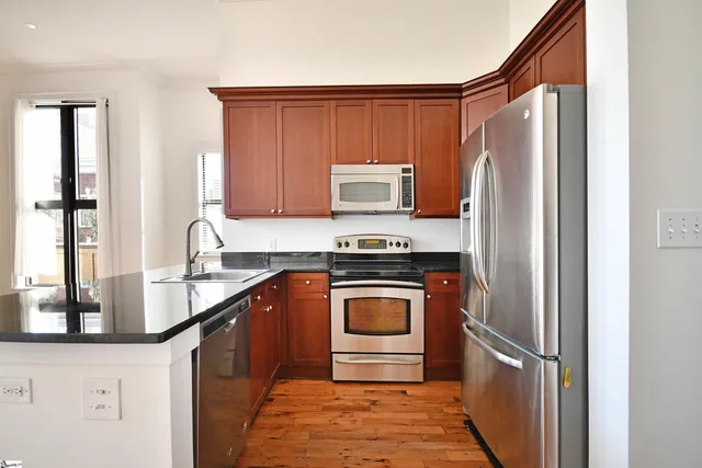 $1,850 | 224 South Laurens Street, Unit 410, Greenville, SC 29601