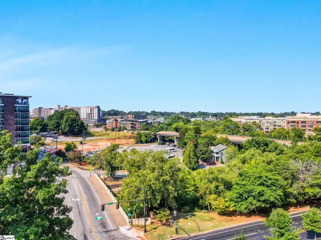 $1,850 | 224 South Laurens Street, Unit 410, Greenville, SC 29601