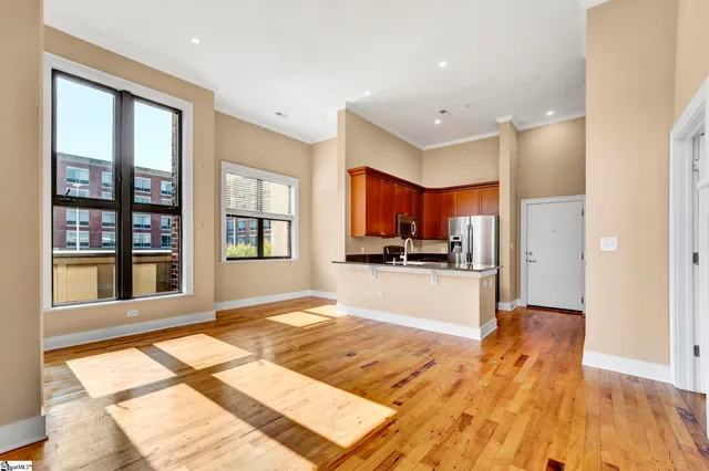 $1,850 | 224 South Laurens Street, Unit 410, Greenville, SC 29601
