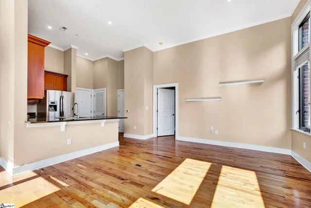 $1,850 | 224 South Laurens Street, Unit 410, Greenville, SC 29601
