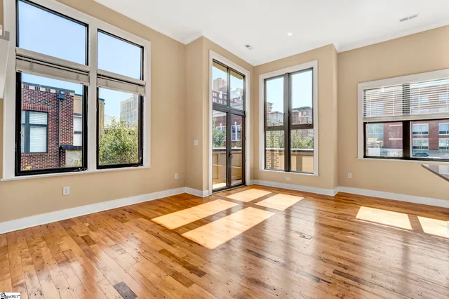 $1,850 | 224 South Laurens Street, Unit 410, Greenville, SC 29601