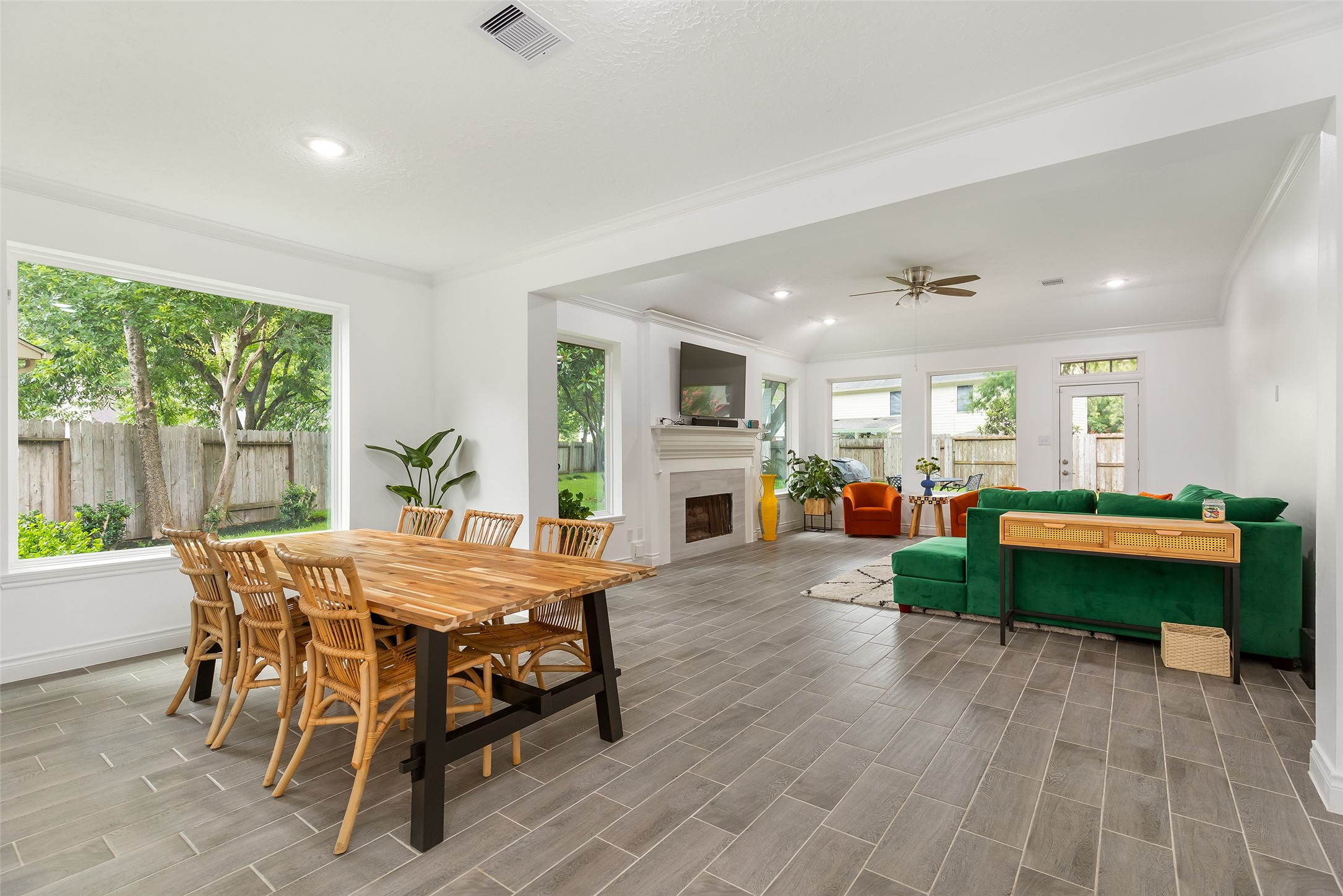 16011 Country Bend Road Houston, TX 77095 - Photo 9 of 25