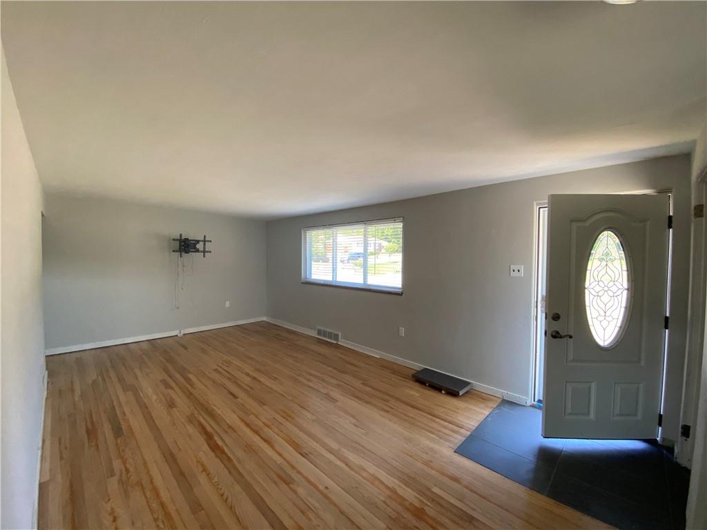 604 Burchfield Road Allison Park, PA 15101 - Photo 2 of 22 14 x 12