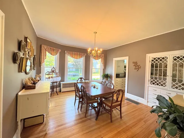 $815,000 | 887 Chestnut Street, Manchester, NH 03104