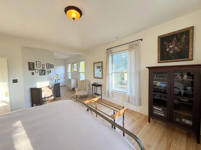 $815,000 | 887 Chestnut Street, Manchester, NH 03104