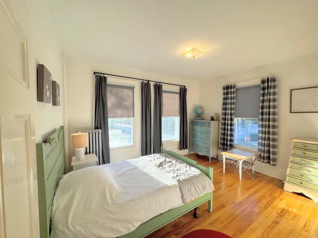 $815,000 | 887 Chestnut Street, Manchester, NH 03104