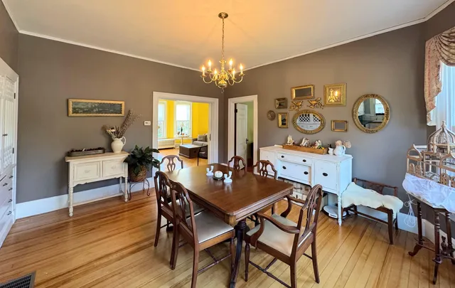 $815,000 | 887 Chestnut Street, Manchester, NH 03104