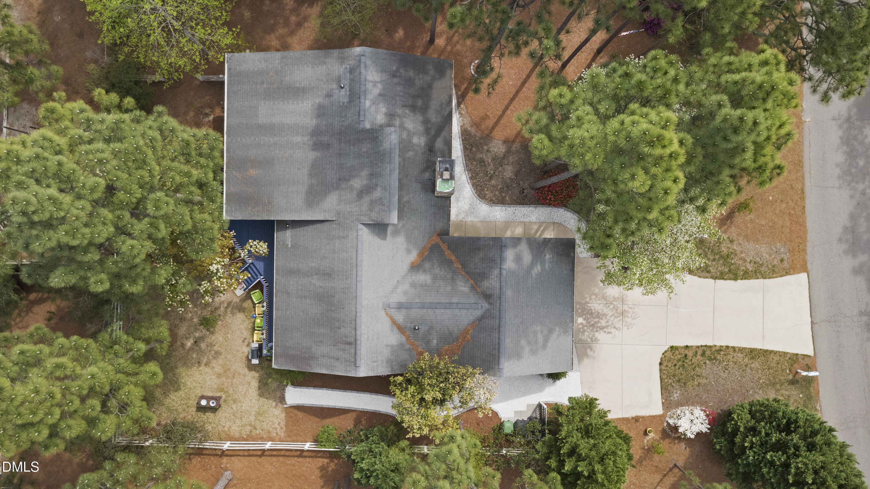 17 Coldstream Lane, Unit 6 Pinehurst, NC 28374 - Photo 12 of 62 17_coldstream_2drone_3