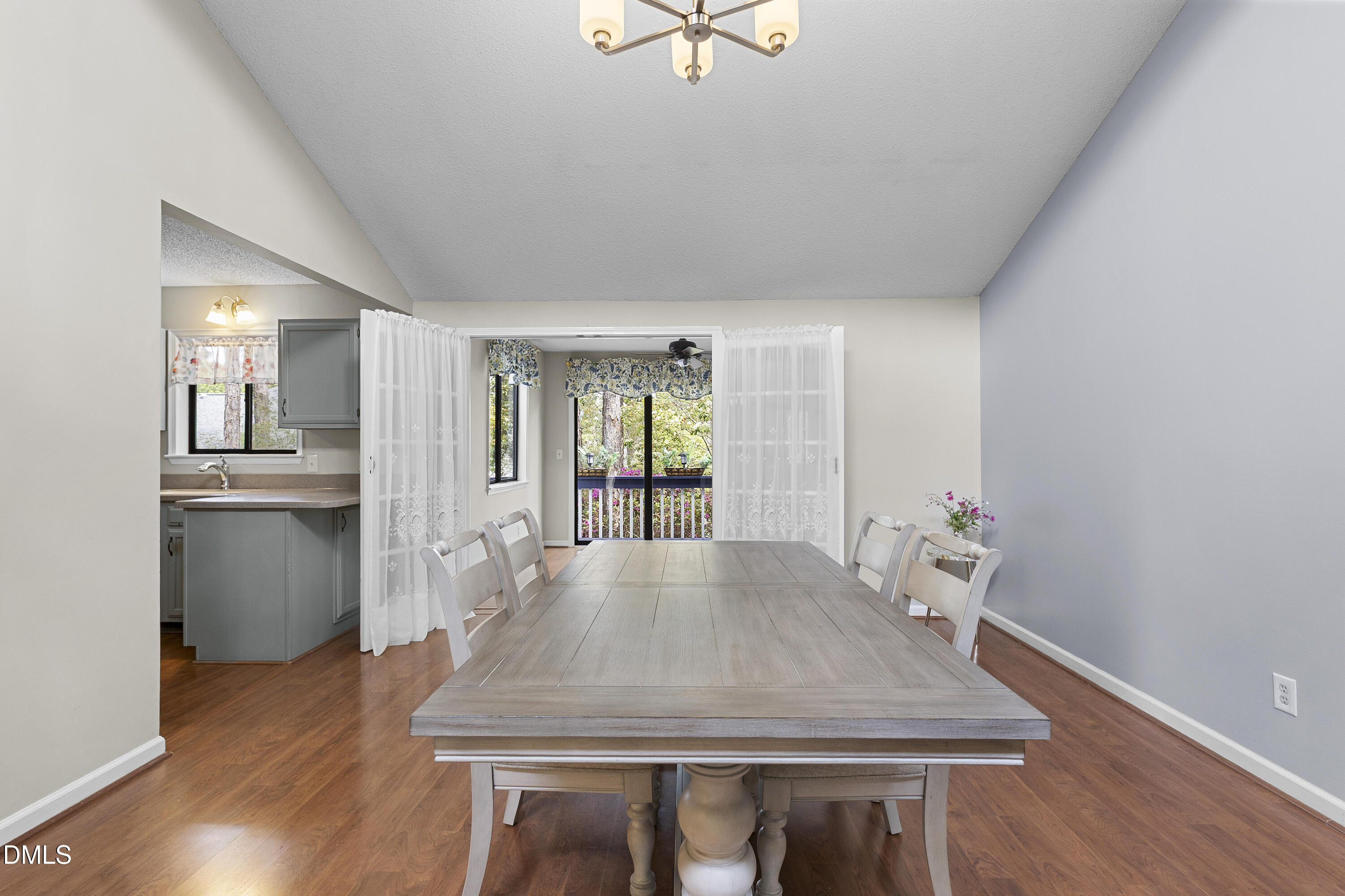 17 Coldstream Lane, Unit 6 Pinehurst, NC 28374 - Photo 41 of 62 17_coldstream_dining_2