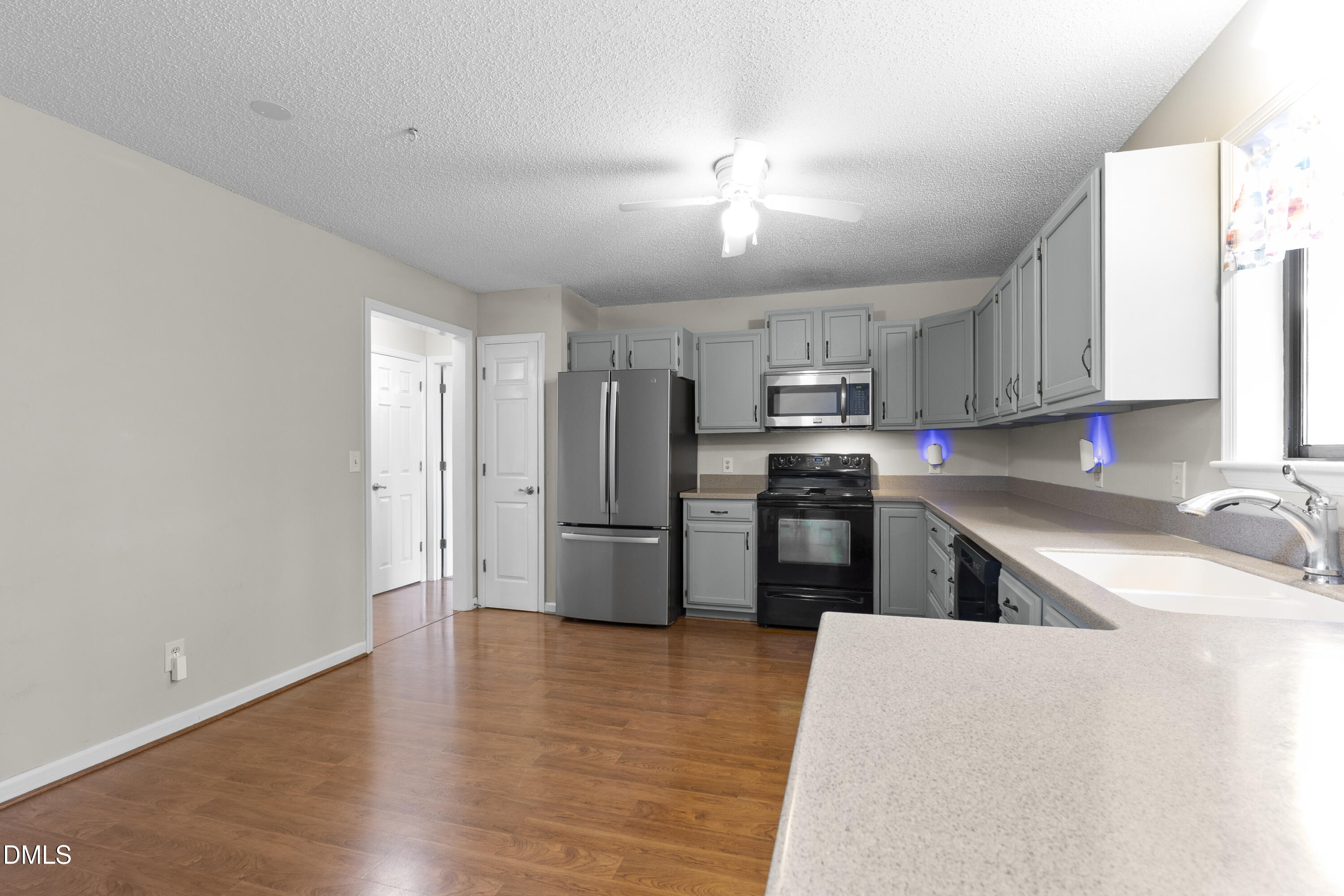 17 Coldstream Lane, Unit 6 Pinehurst, NC 28374 - Photo 45 of 62 17_coldstream_kitchen_1