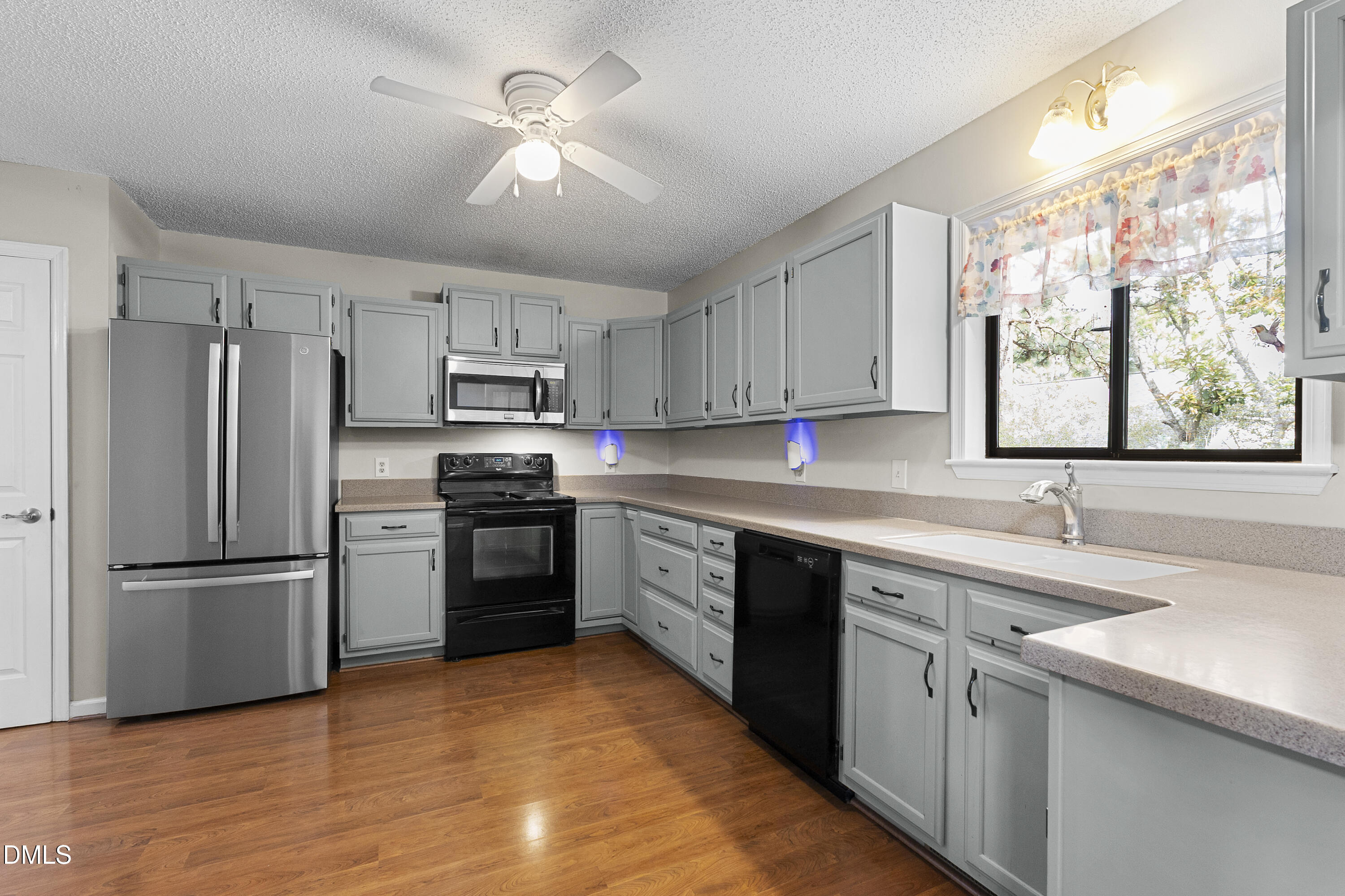 17 Coldstream Lane, Unit 6 Pinehurst, NC 28374 - Photo 46 of 62 17_coldstream_kitchen_2