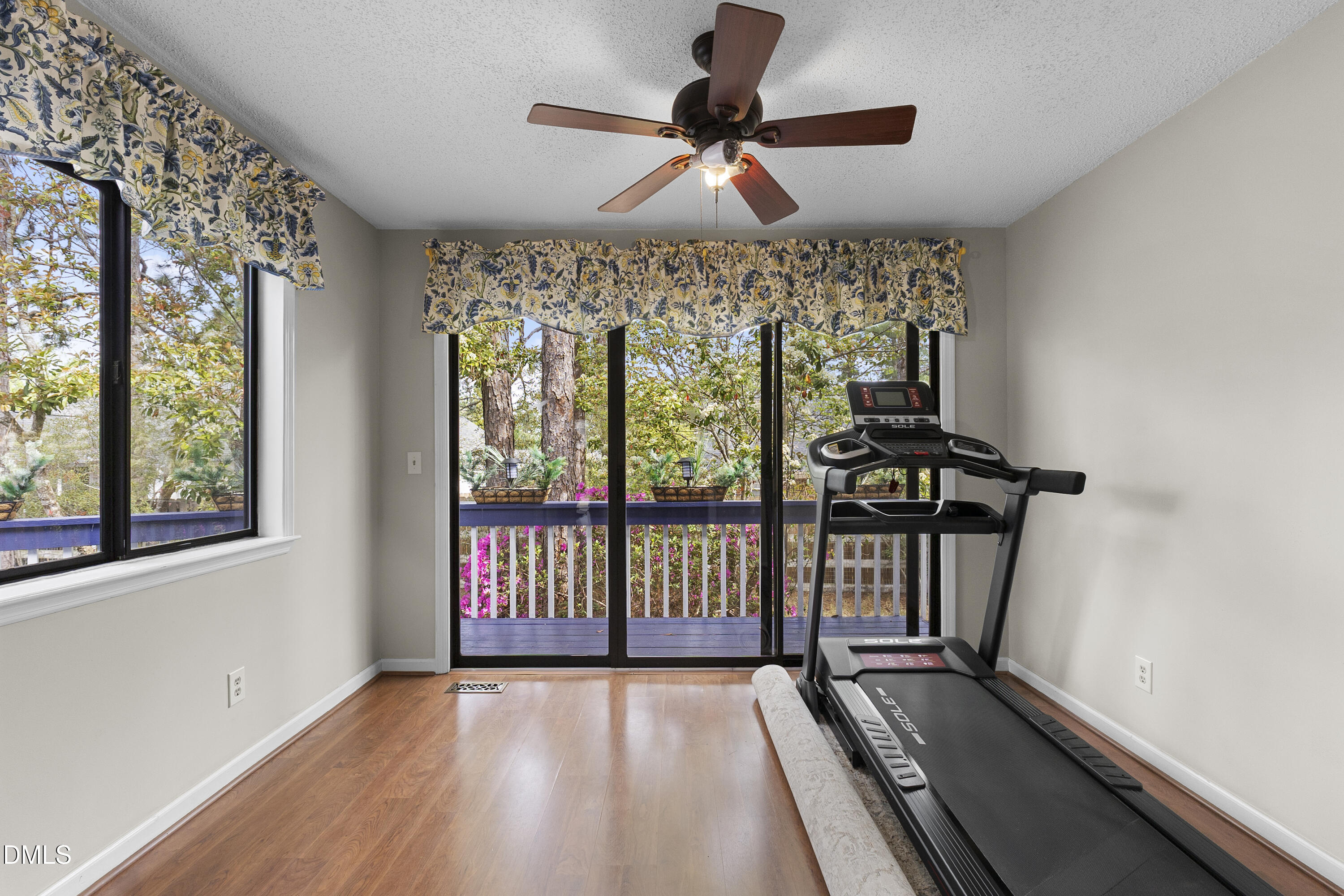17 Coldstream Lane, Unit 6 Pinehurst, NC 28374 - Photo 58 of 62 17_coldstream_sunroom_1
