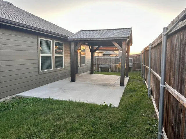 $1,850 | 806 Amber Street, Princeton, TX 75407