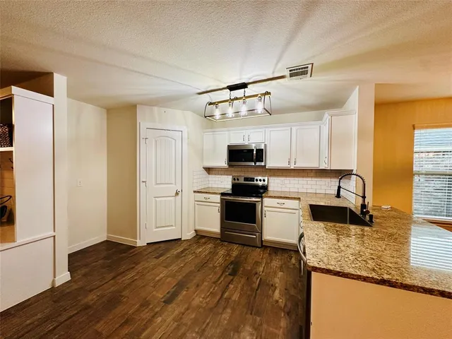 $1,850 | 806 Amber Street, Princeton, TX 75407