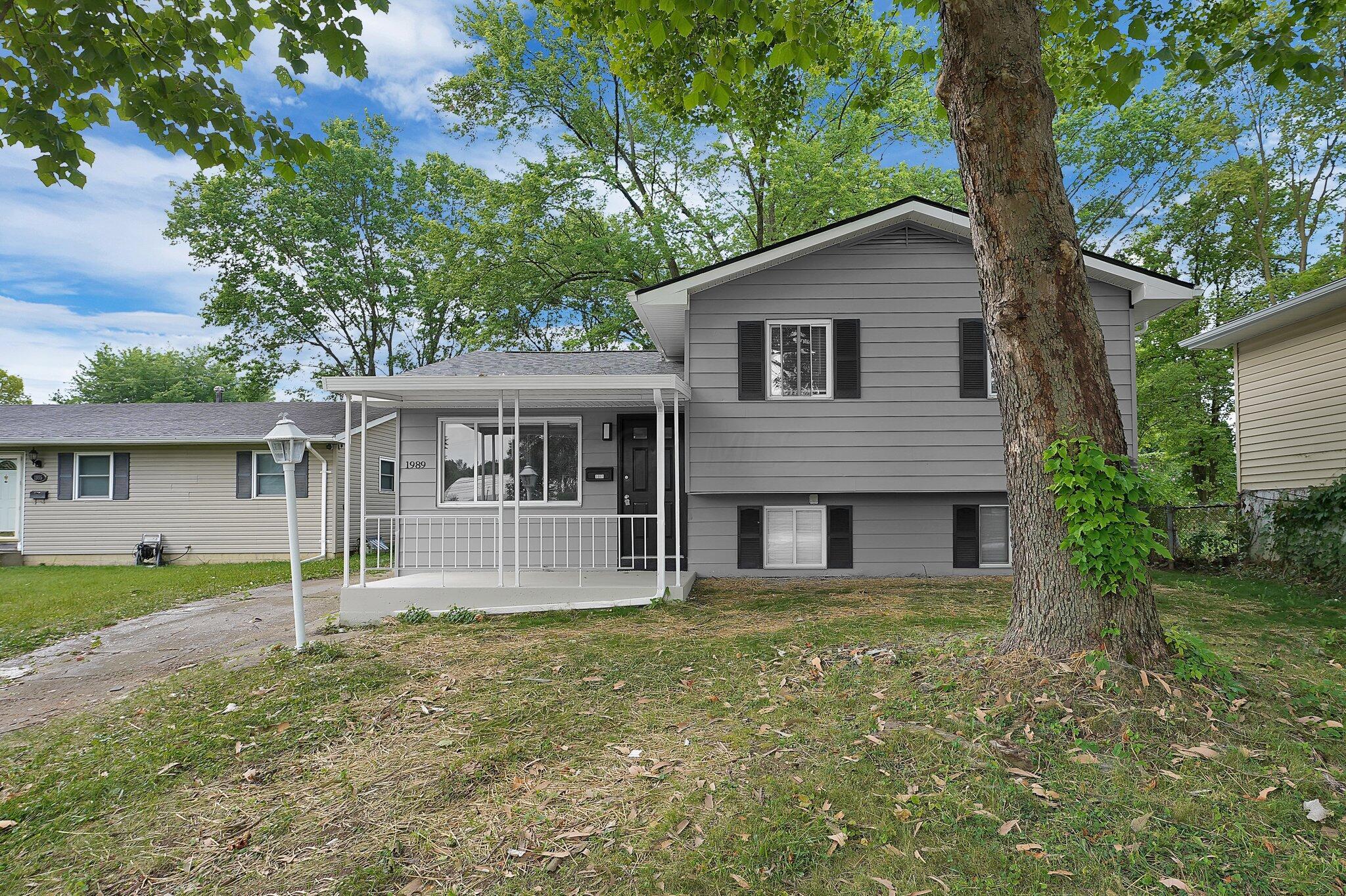 1989 Brocton Road Columbus, OH 43219 - Photo 2 of 34 2