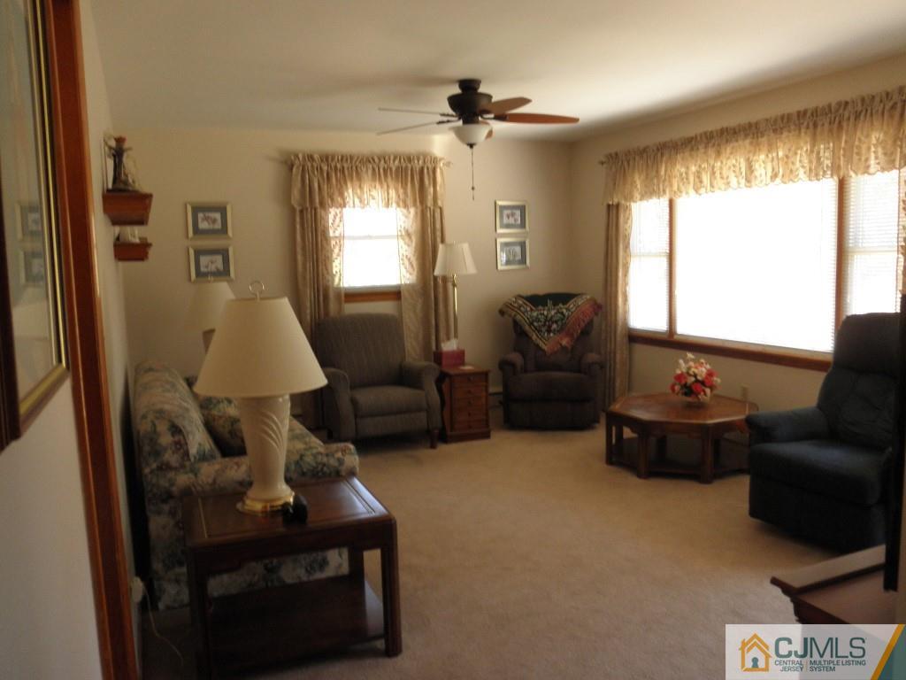 15 A Wickatunk Road Manalapan, NJ 07726 - Photo 3 of 13 Gallery Image 3