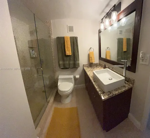 $3,900 | 1200 West Avenue, Unit 805, Miami Beach, FL 33139