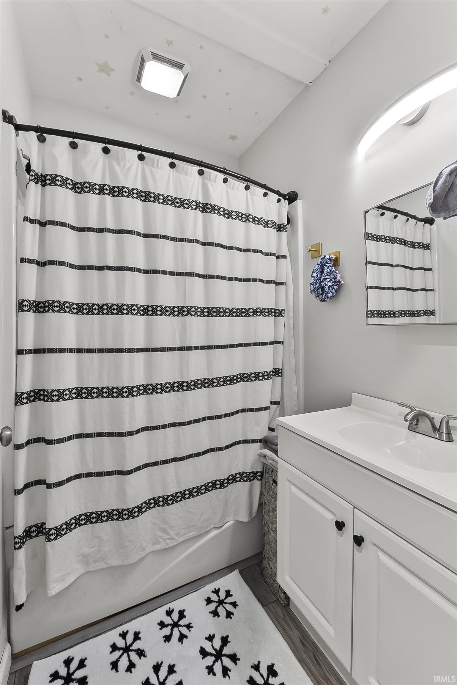 653 Putnam Street Fort Wayne, IN 46808 - Photo 12 of 17