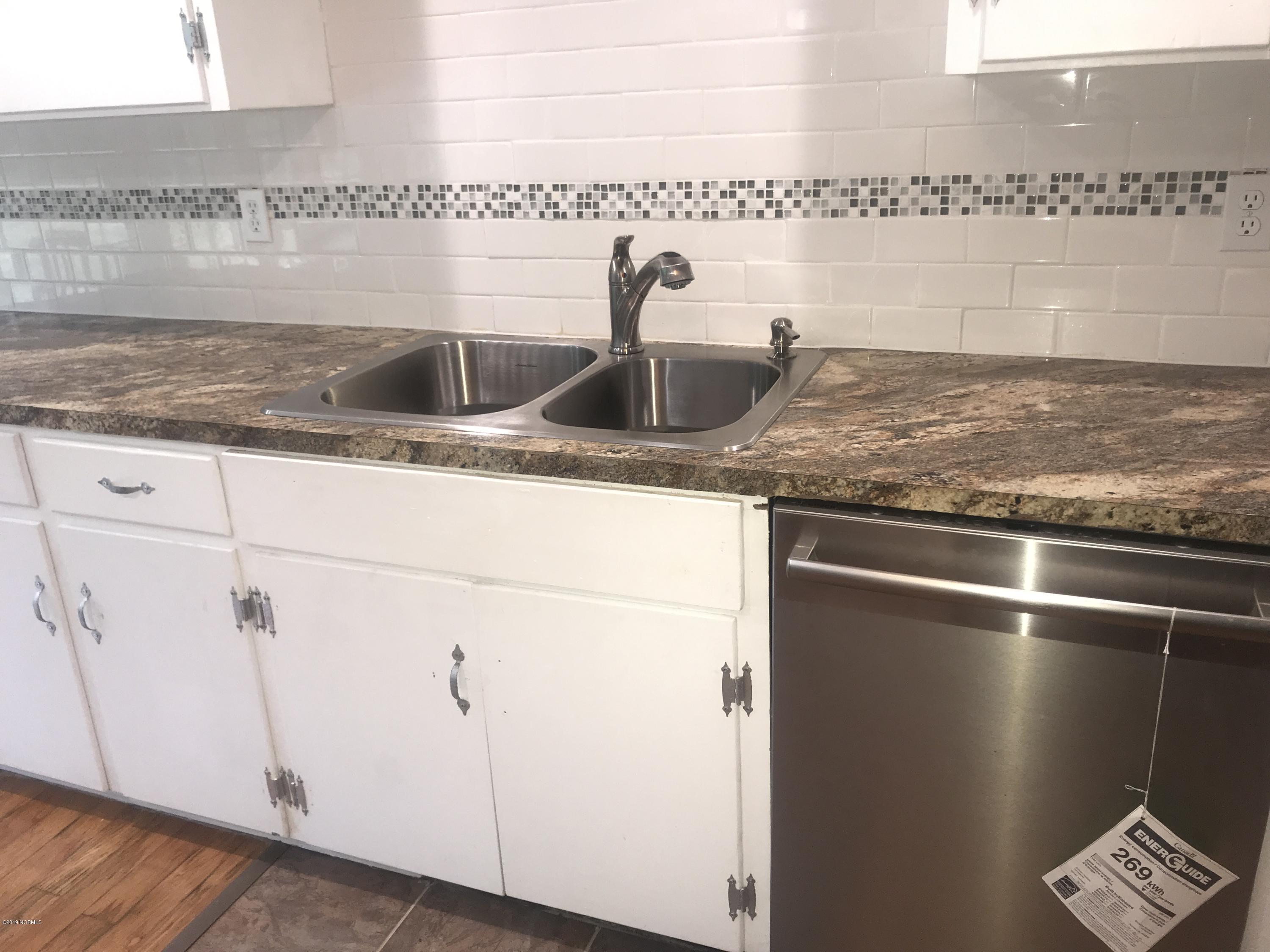 2110 Hardee Road Kinston, NC 28504 - Photo 12 of 23 IMG_8334